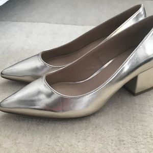 ASOS SILVER BLOCK HEEL PUMPS Size US 6/UK 4!